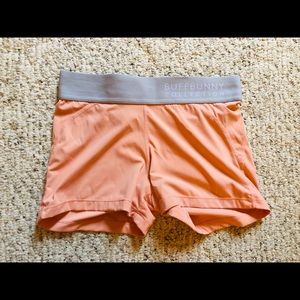 Buffbunny peach shorts